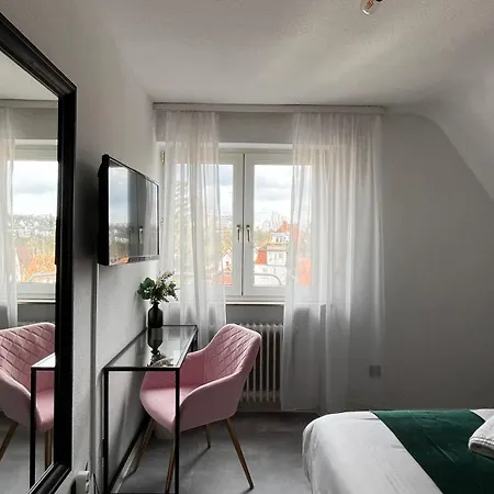 Bed & Breakfast Hola Stuttgart