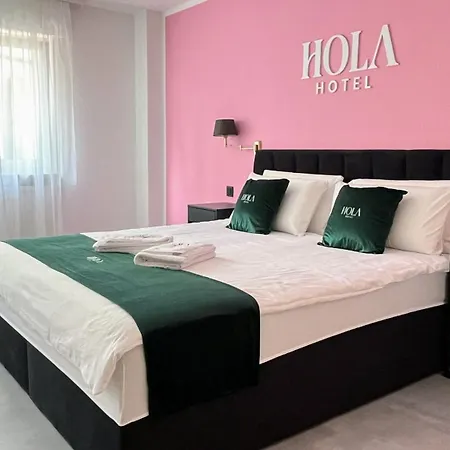 Panzió Hola *