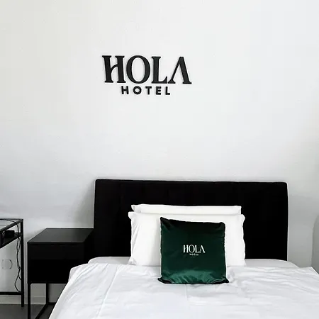 Hola 3* شتوتغارت