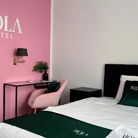 Hola Bed and breakfast