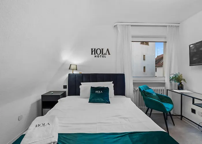 Frühstückspension Hola