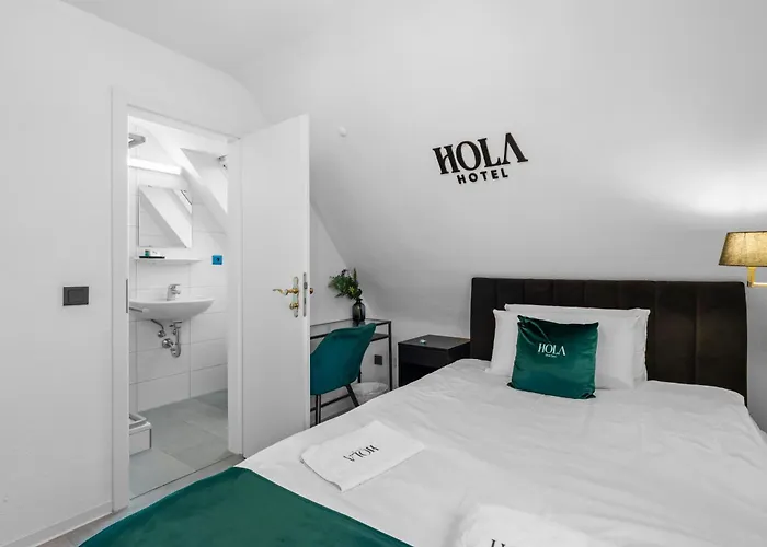 Frühstückspension Hola 3*