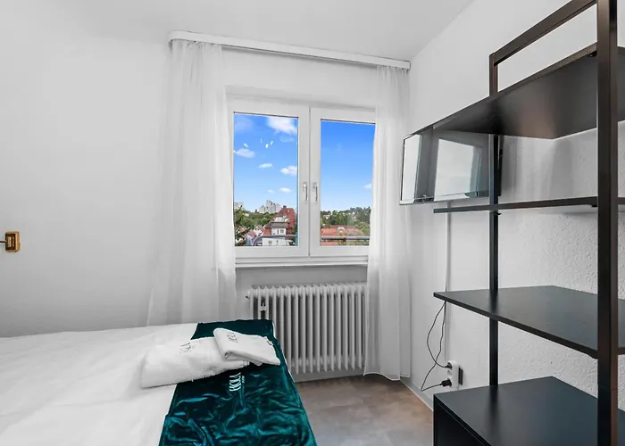 Hola Nocleg ze śniadaniem Stuttgart