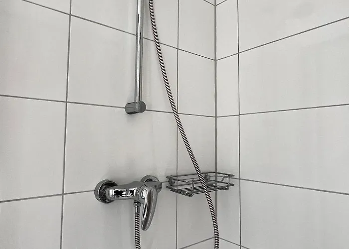 Hola Nocleg ze śniadaniem 3*